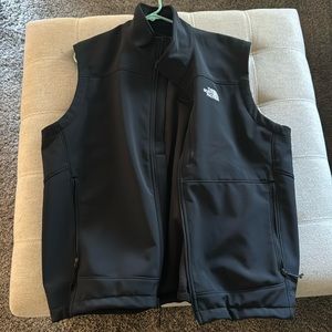 Men’s XL Northface vest